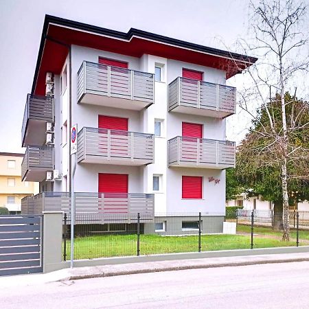 Villa Alpi Lignano Sabbiadoro Exterior foto