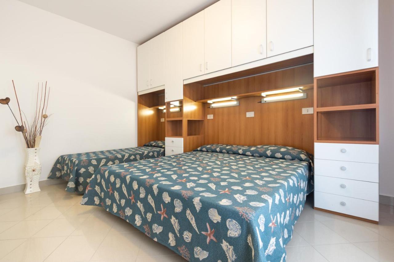 Villa Alpi Lignano Sabbiadoro Exterior foto